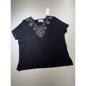 Alfred Dunner Women's Black Top Size large Short Sleeve
